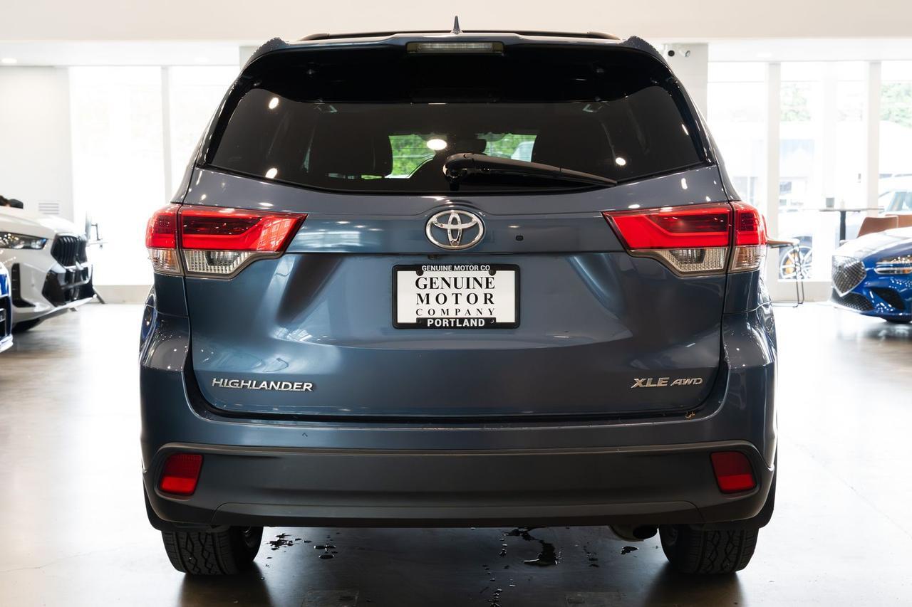 2018 Toyota Highlander XLE Gladstone OR
