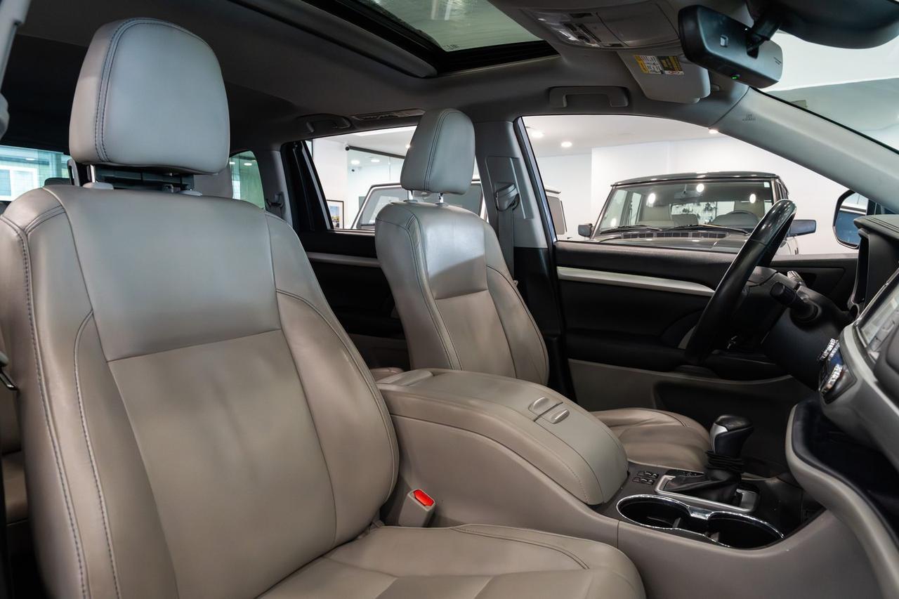 2018 Toyota Highlander XLE Gladstone OR