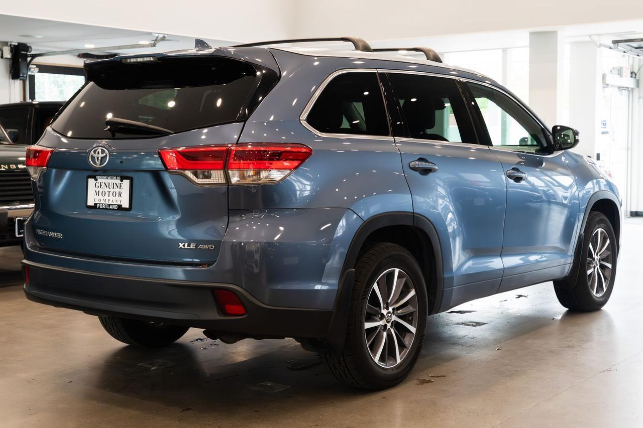 2018 Toyota Highlander XLE Gladstone OR