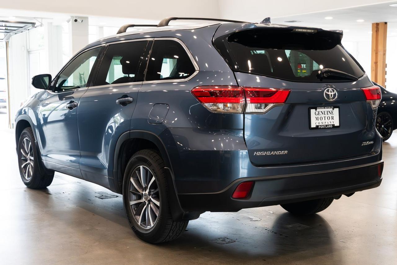 2018 Toyota Highlander XLE Gladstone OR