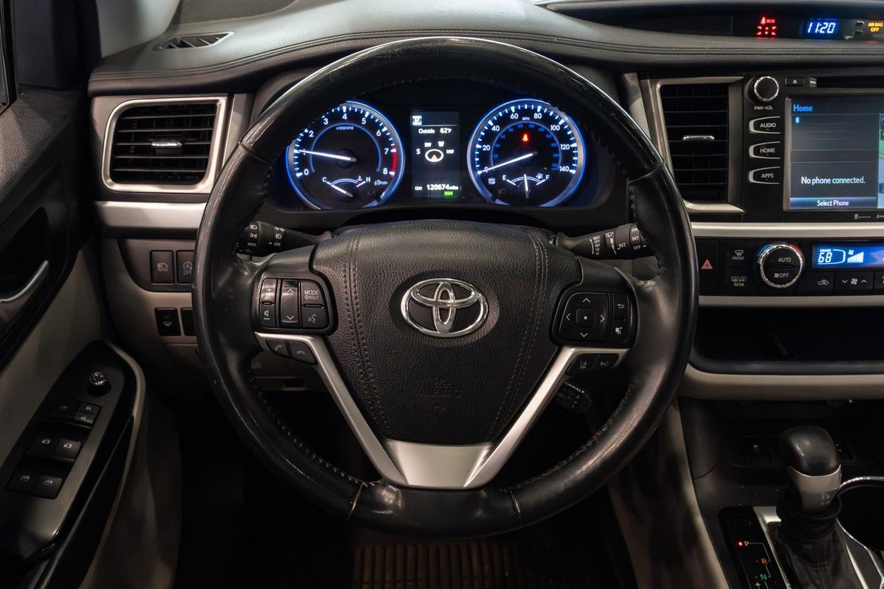 2018 Toyota Highlander XLE Gladstone OR