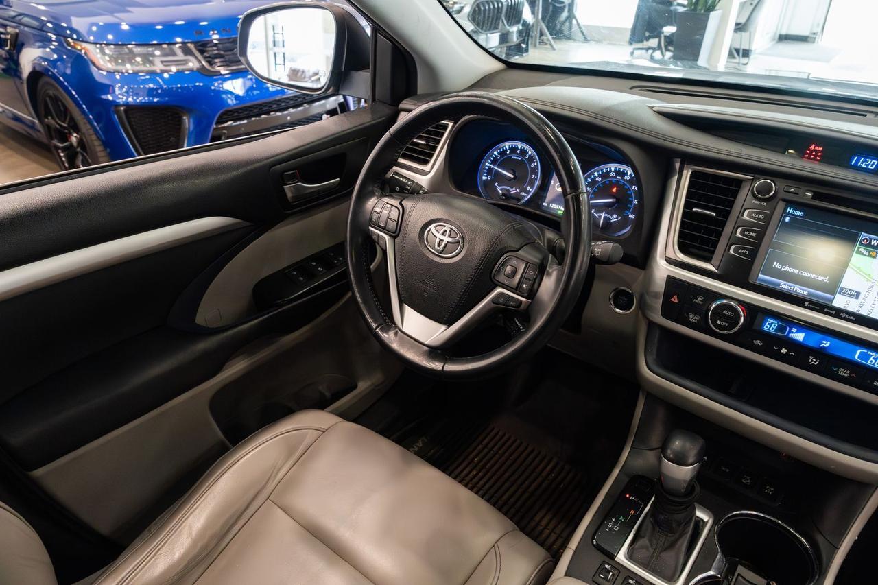 2018 Toyota Highlander XLE Gladstone OR