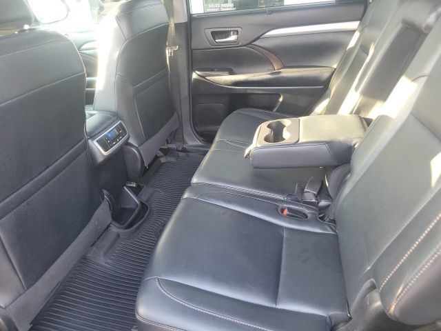 2018 Toyota Highlander XLE North Attleboro MA