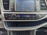 2018 Toyota Highlander XLE Oshkosh WI