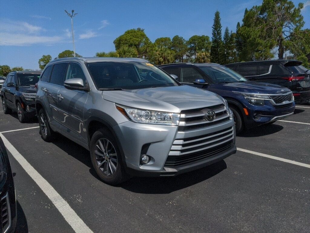 2018 Toyota Highlander XLE Oshkosh WI