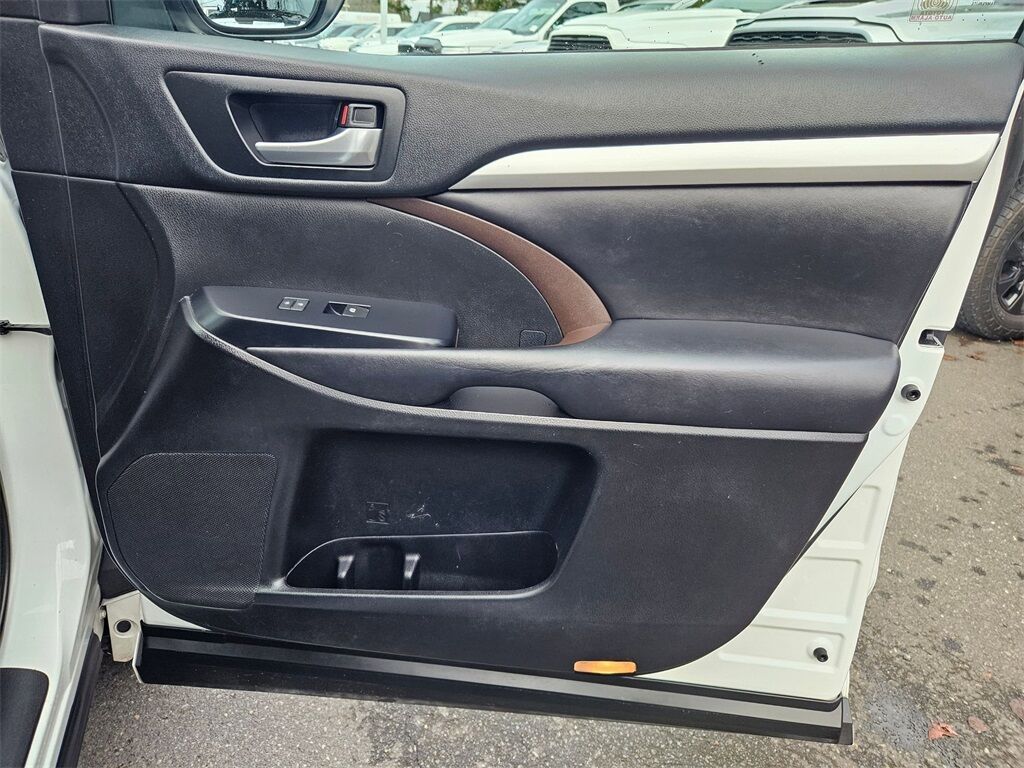 2018 Toyota Highlander XLE Gresham OR