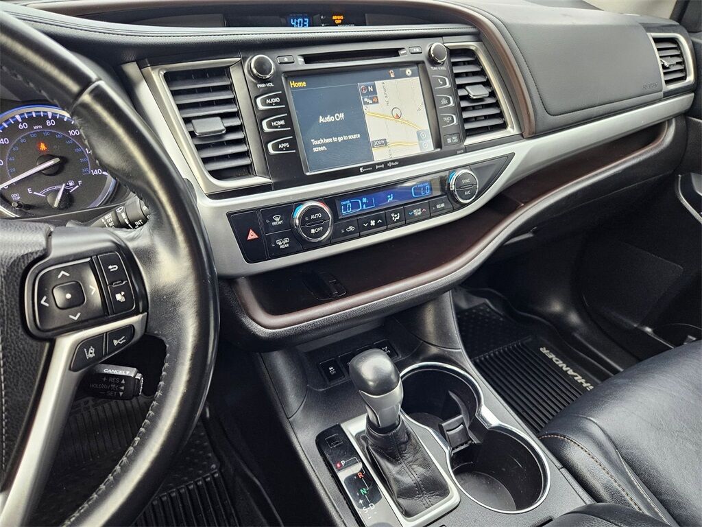 2018 Toyota Highlander XLE Gresham OR