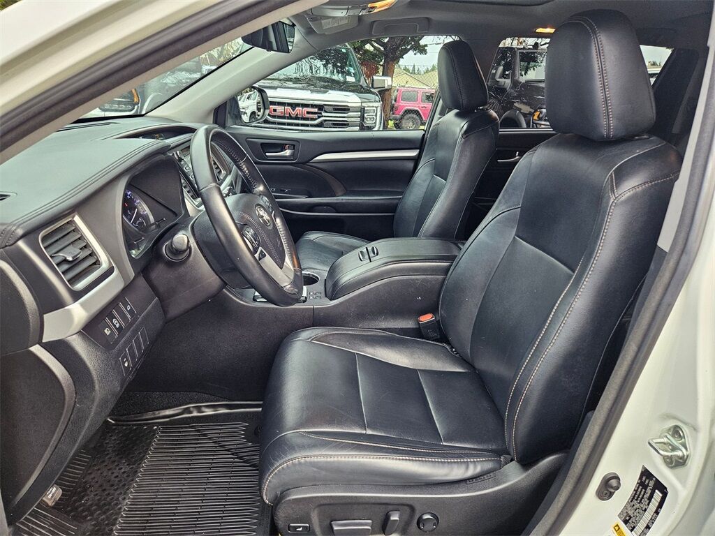 2018 Toyota Highlander XLE Gresham OR