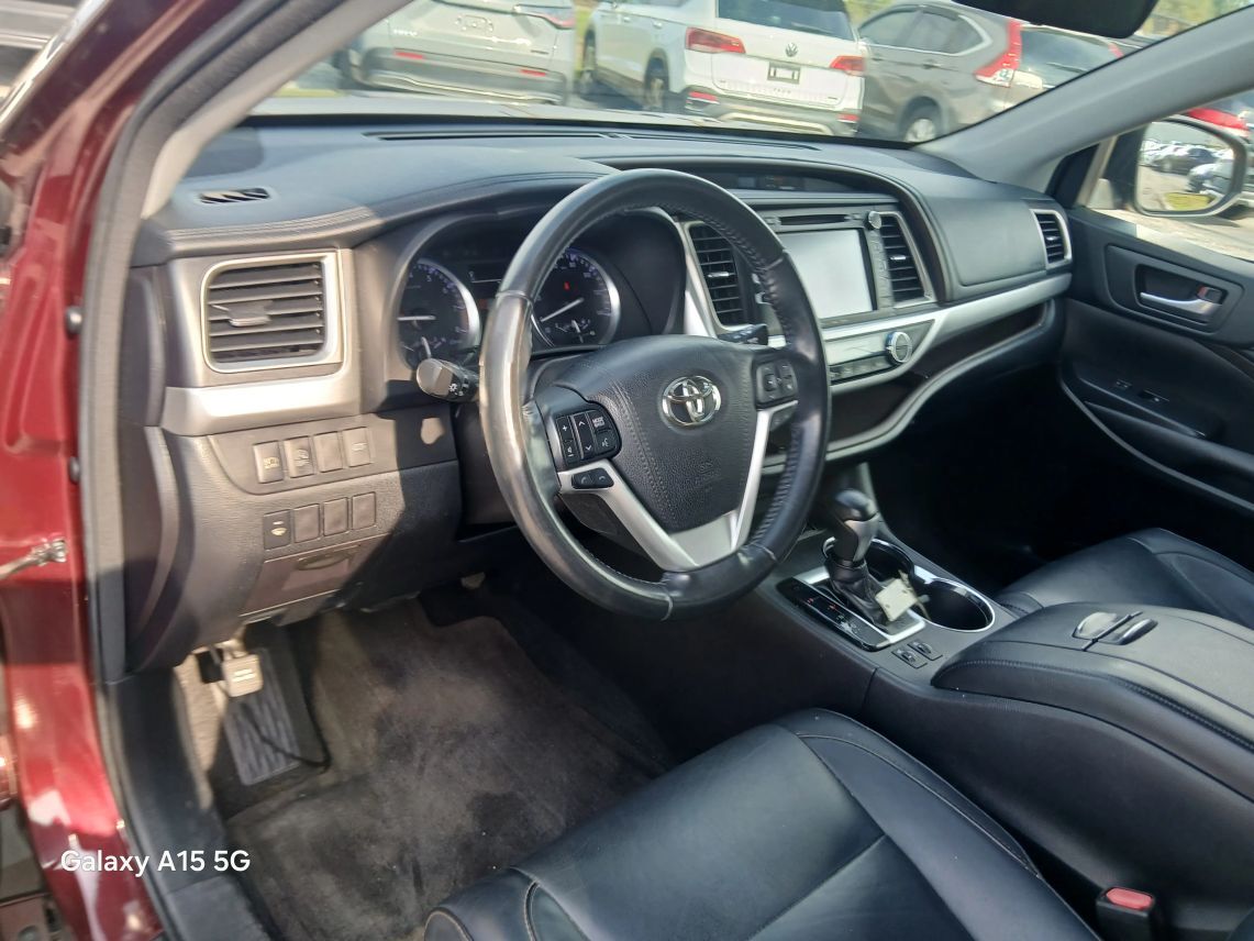 2018 Toyota Highlander XLE Sport Utility 4D Maitland FL