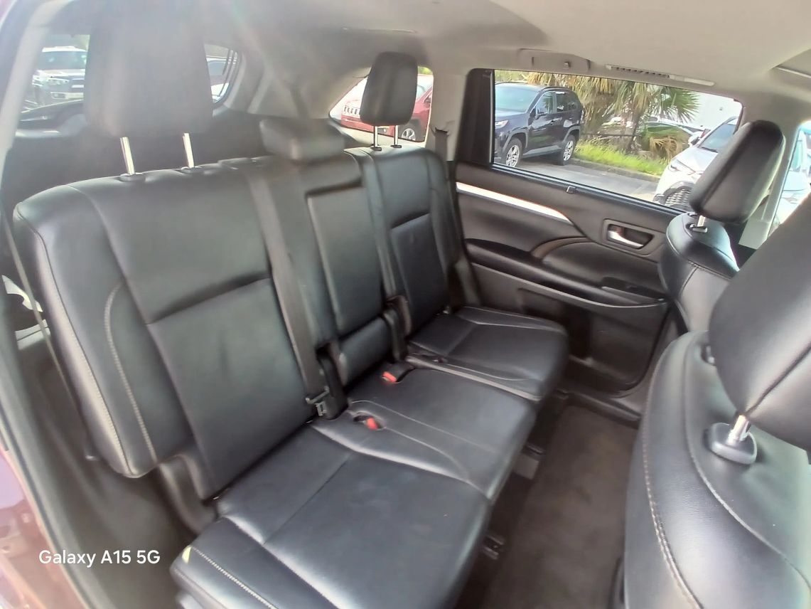 2018 Toyota Highlander XLE Sport Utility 4D Maitland FL