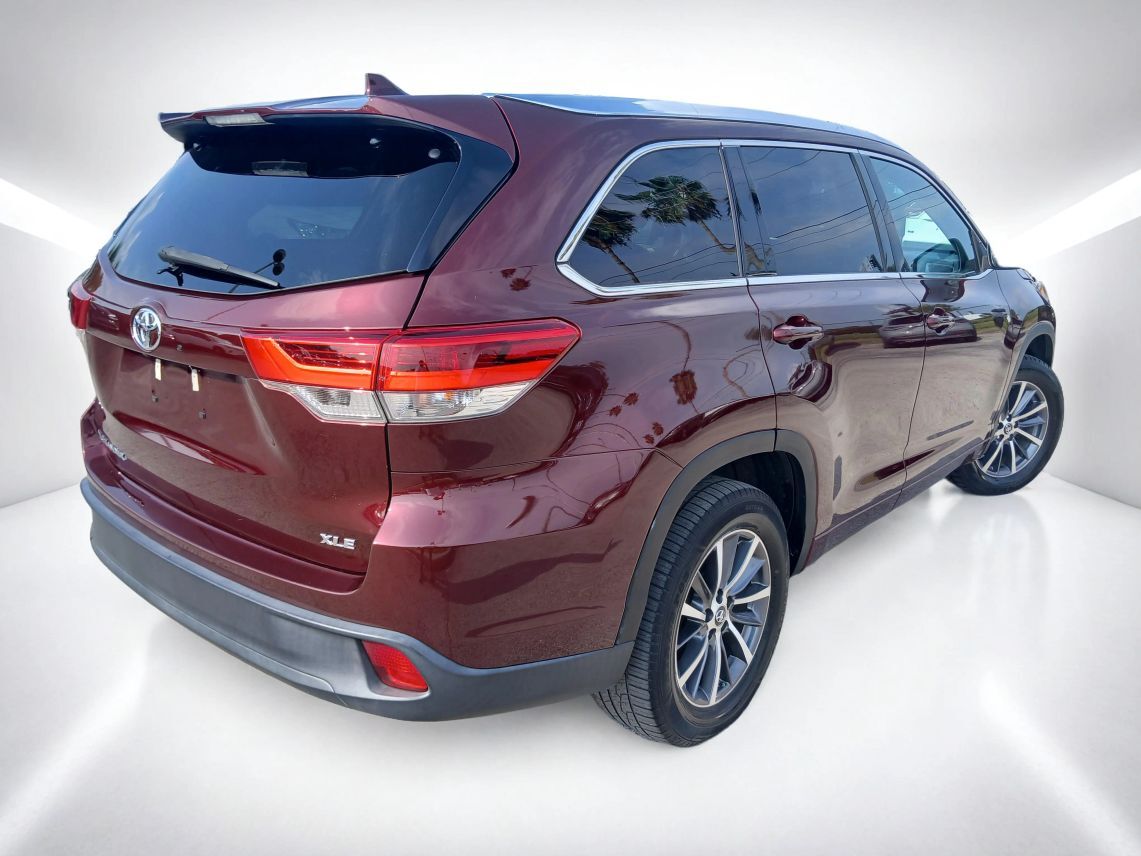 2018 Toyota Highlander XLE Sport Utility 4D Maitland FL