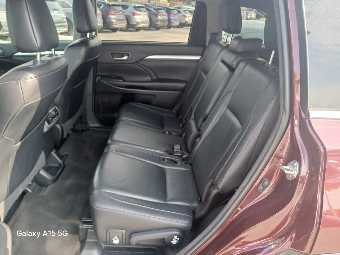 2018 Toyota Highlander XLE Sport Utility 4D Maitland FL