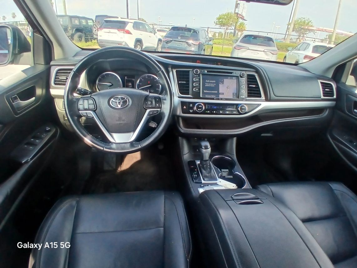 2018 Toyota Highlander XLE Sport Utility 4D Maitland FL