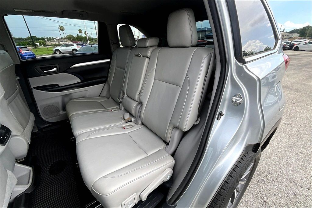 2018 Toyota Highlander XLE Sport Utility 4D Maitland FL