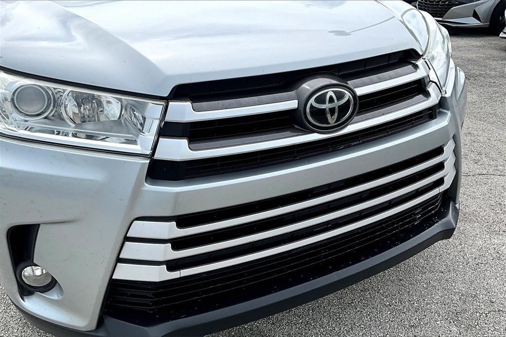 2018 Toyota Highlander XLE Sport Utility 4D Maitland FL