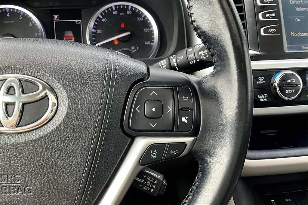 2018 Toyota Highlander XLE Sport Utility 4D Maitland FL