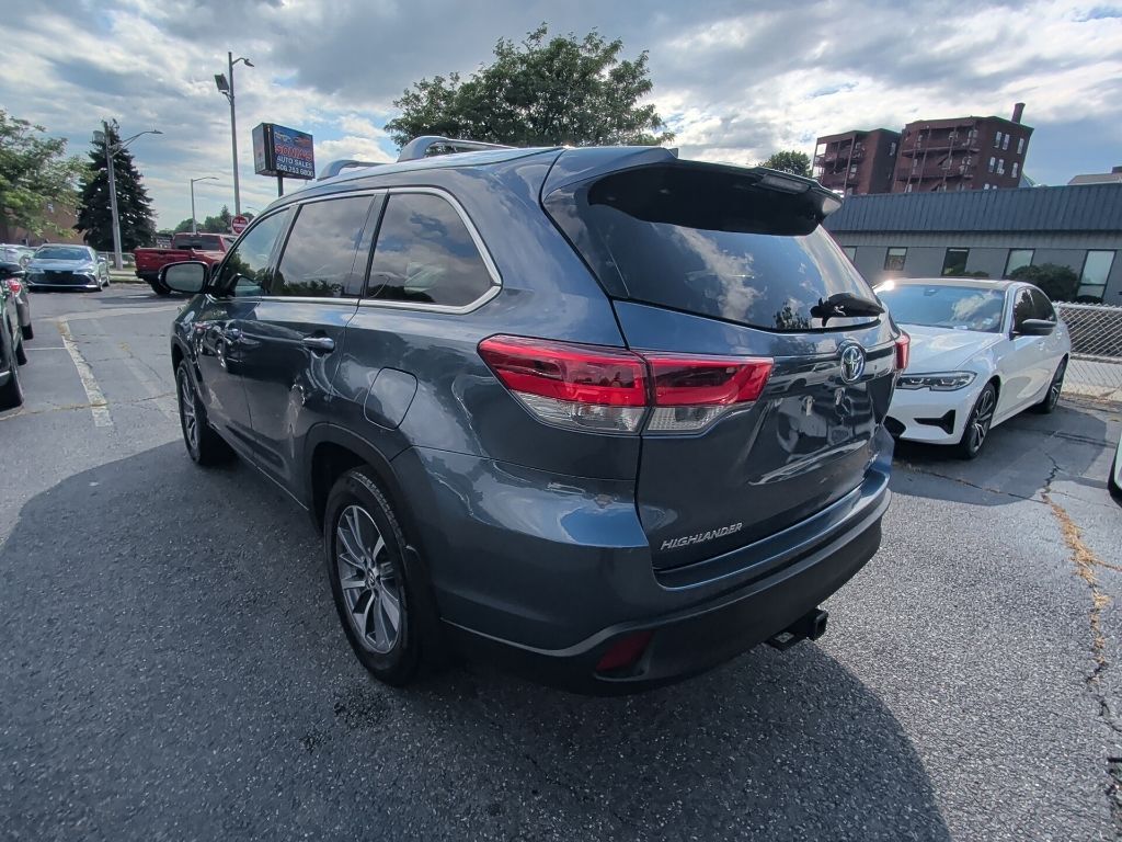 2018 Toyota Highlander XLE Worcester MA