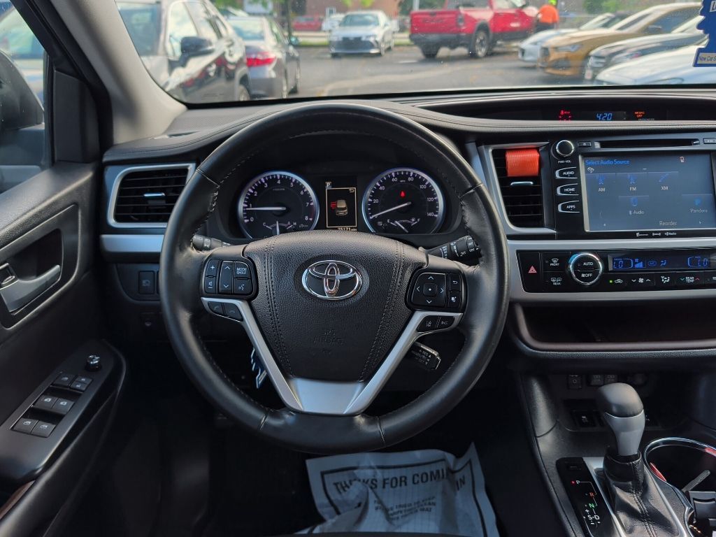 2018 Toyota Highlander XLE Worcester MA