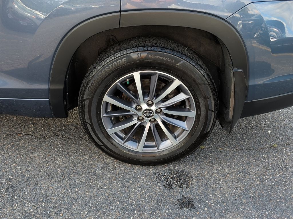 2018 Toyota Highlander XLE Worcester MA