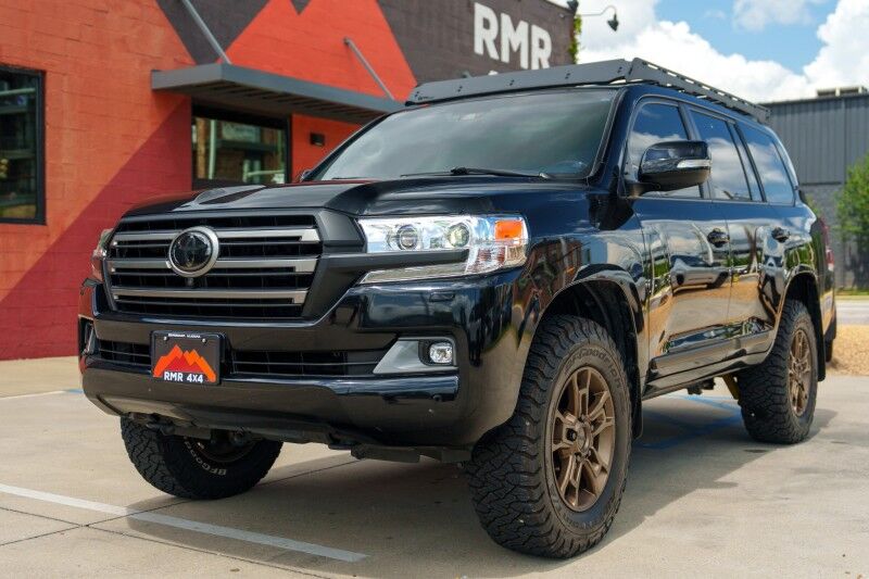 2018 Toyota Land Cruiser