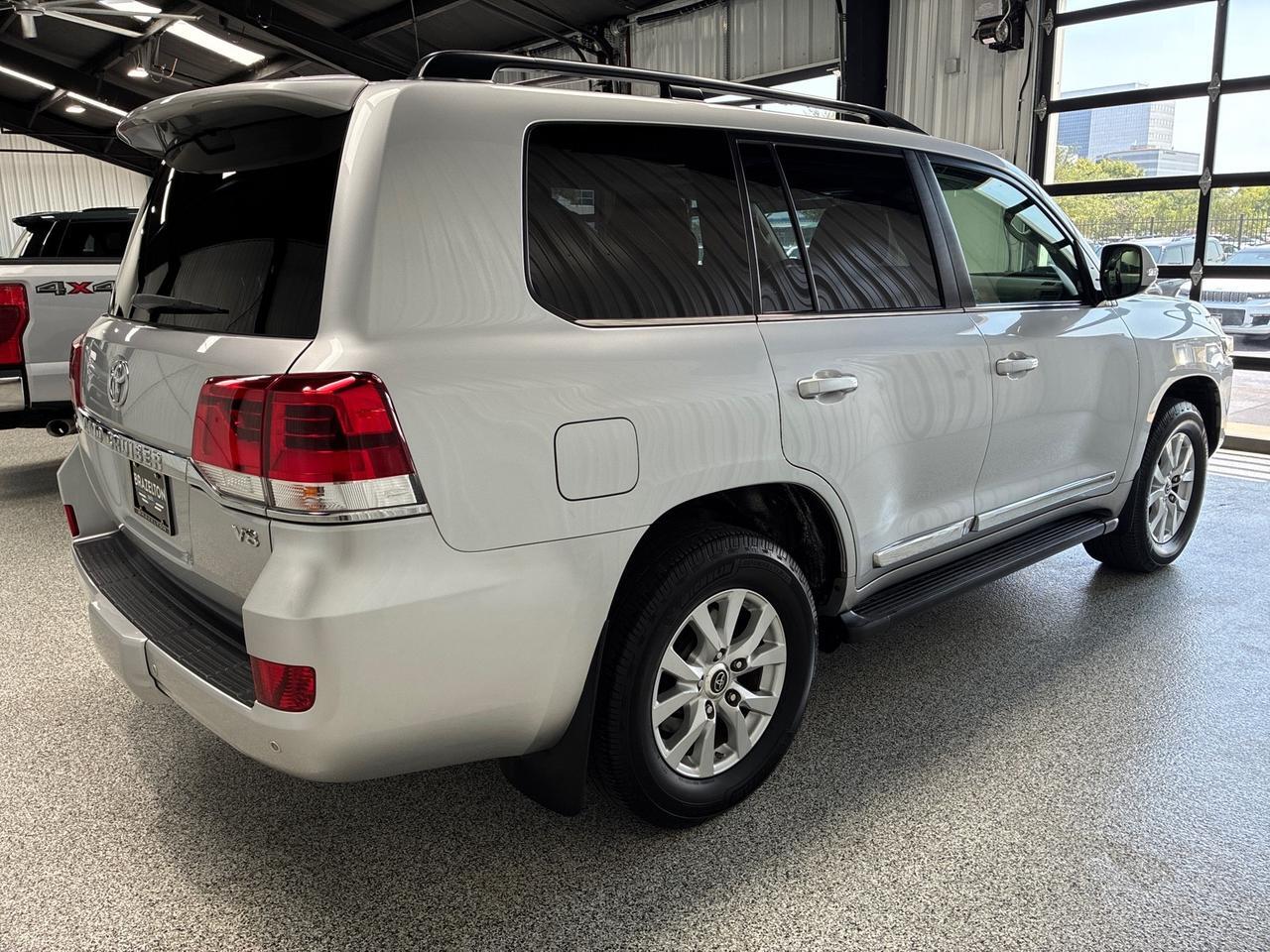 2018 Toyota Land Cruiser
