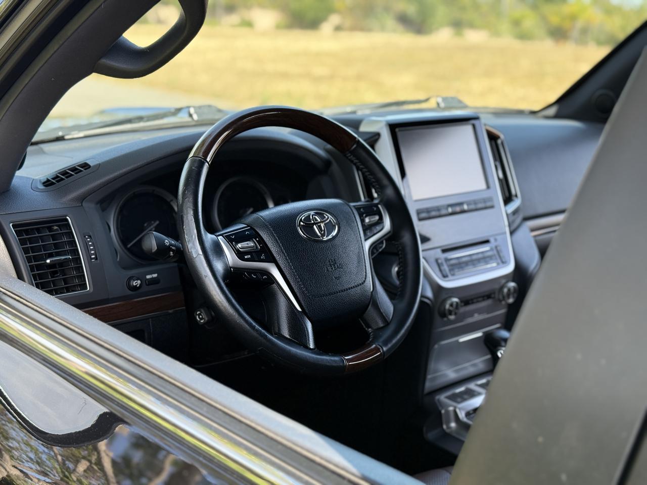 2018 Toyota Land Cruiser *SALE PENDING* San Diego CA