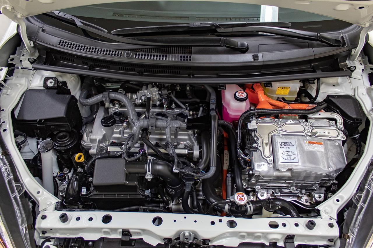 2018 Toyota Prius C Base BCam Red Deer AB