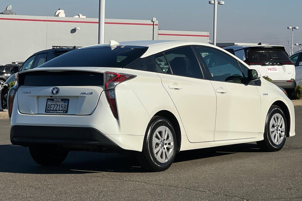 2018 Toyota Prius One