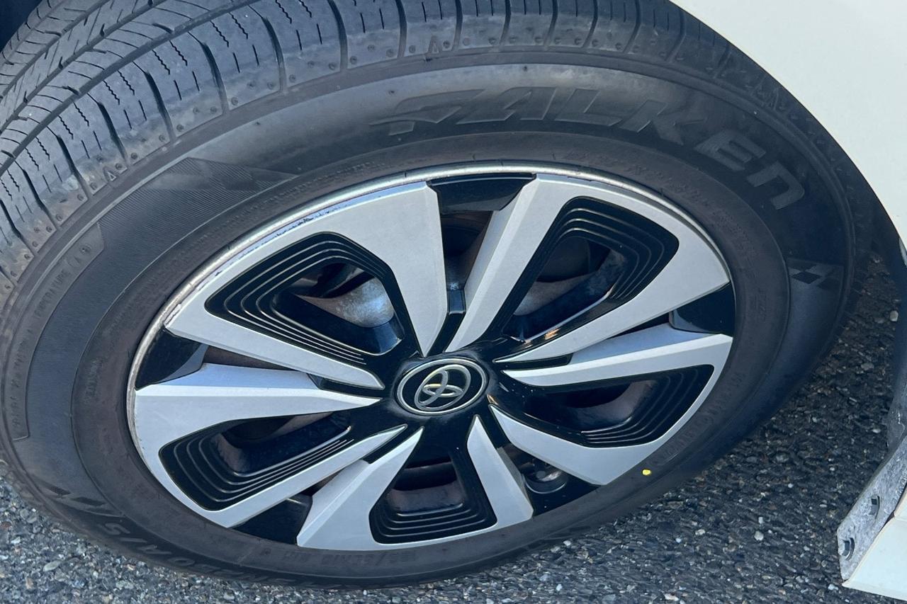 2018 Toyota Prius Prime Plus Roseville CA