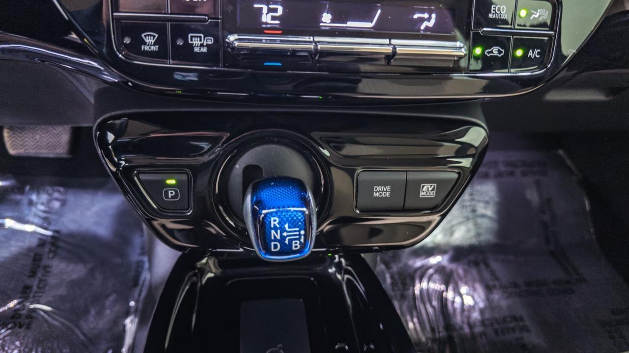 2018 Toyota Prius Three Tallmadge OH