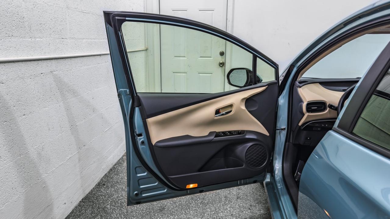 2018 Toyota Prius Three Tallmadge OH
