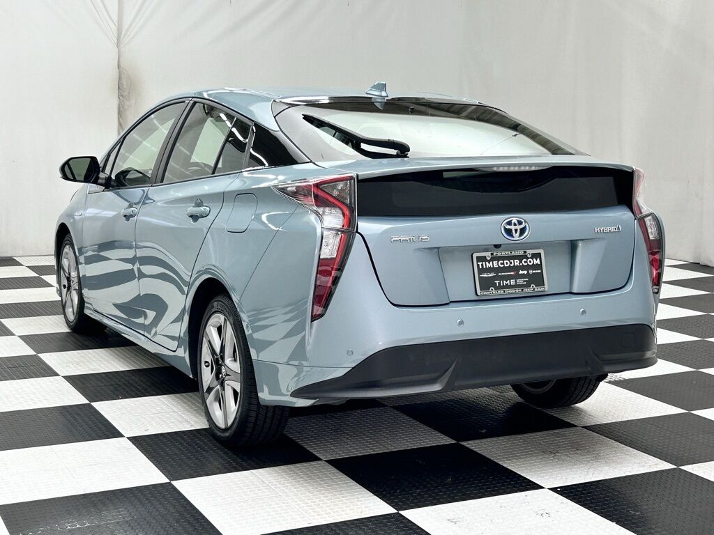 2018 Toyota Prius Three Touring Portland OR