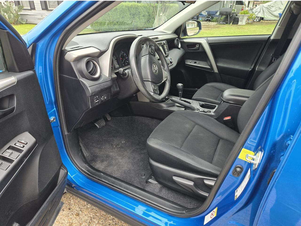 2018 Toyota RAV 4 LE Dallas TX