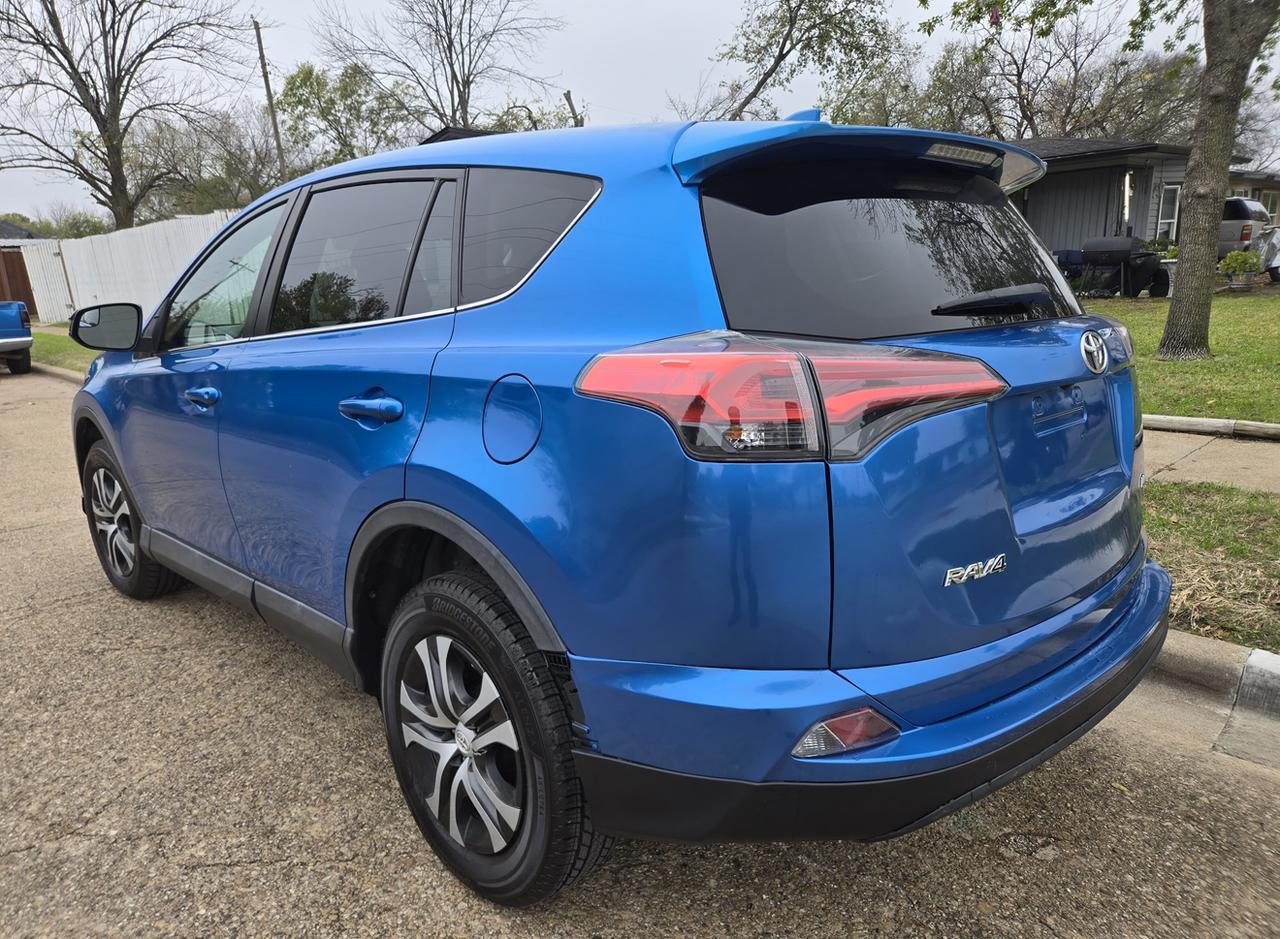 2018 Toyota RAV 4 LE Dallas TX