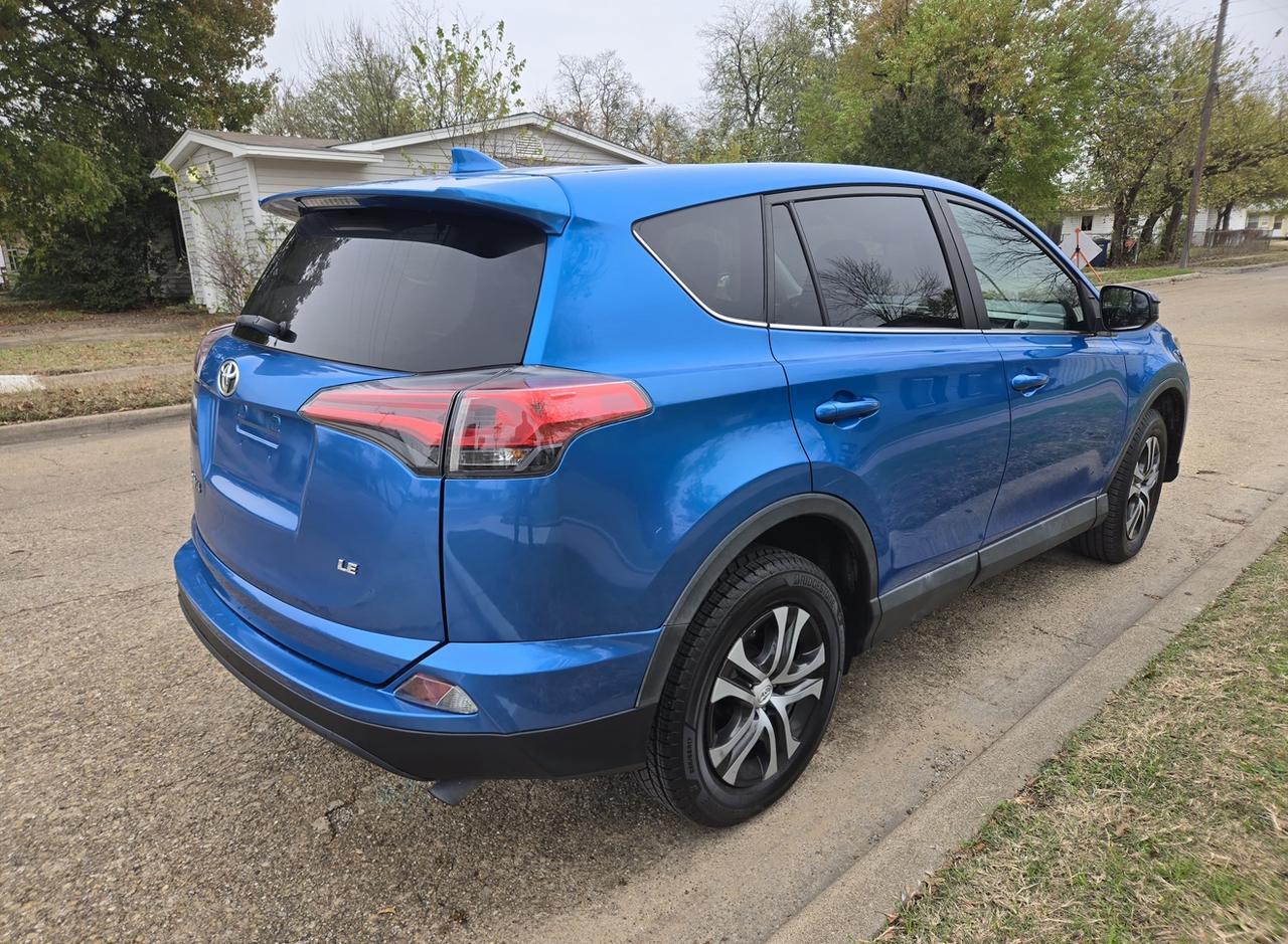 2018 Toyota RAV 4 LE Dallas TX