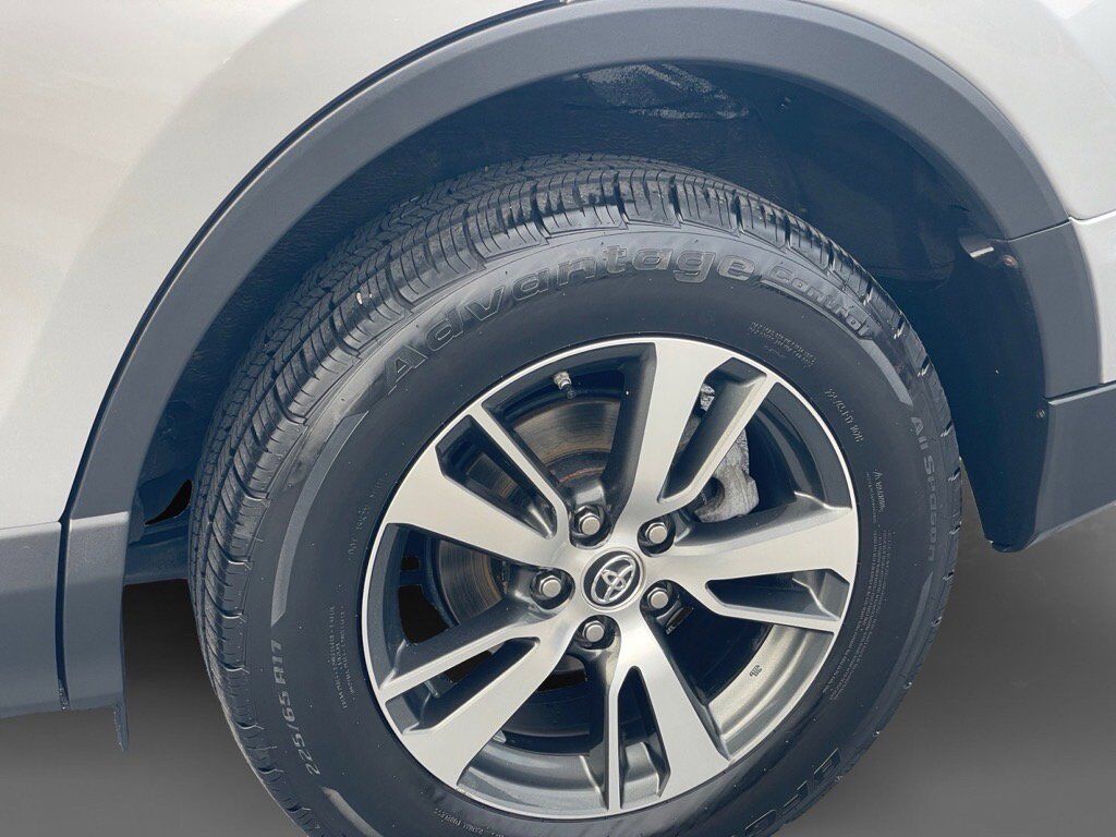 2018 Toyota RAV4 Oak Ridge TN