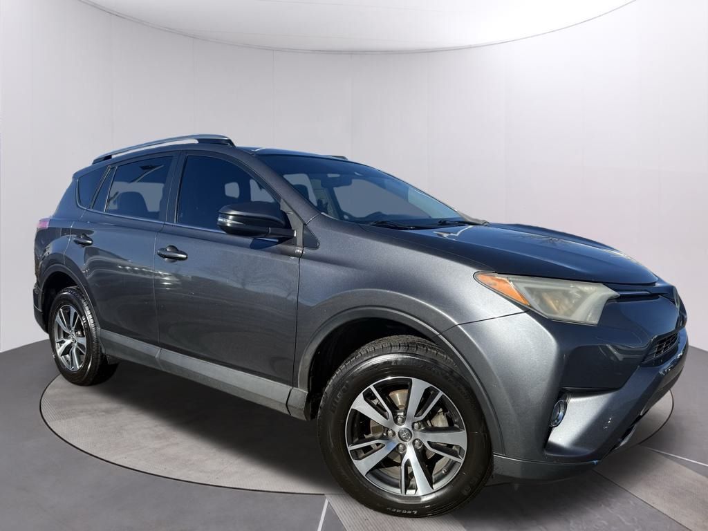 2018 Toyota RAV4  Oshkosh WI