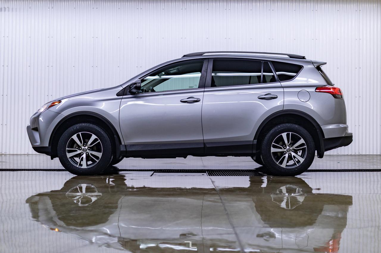 2018 Toyota RAV4 AWD LE BCam Red Deer AB