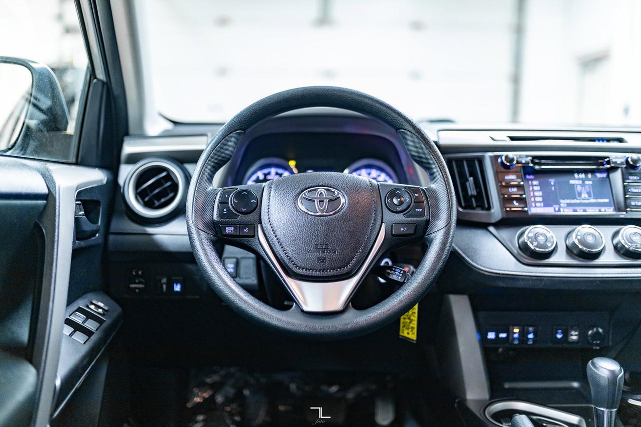 2018 Toyota RAV4 AWD LE BCam Red Deer AB