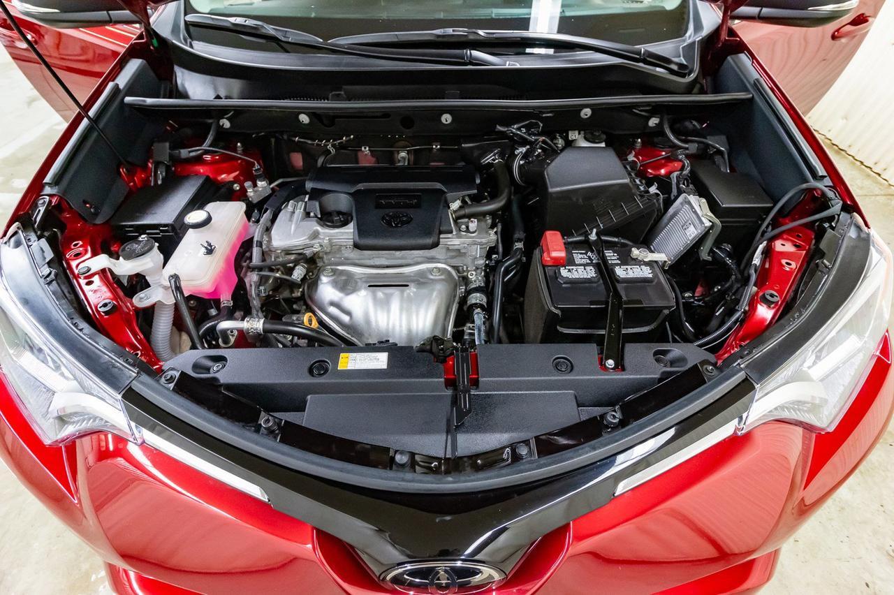 2018 Toyota RAV4 AWD LE BCam Red Deer AB