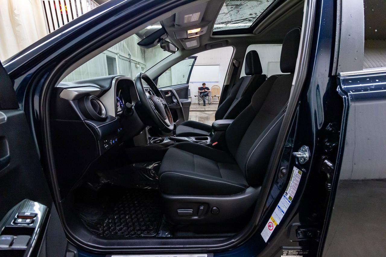 2018 Toyota RAV4 AWD XLE Roof BCam Red Deer AB