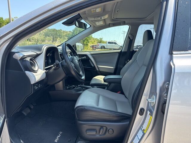 2018 Toyota RAV4 Hybrid Limited  TX