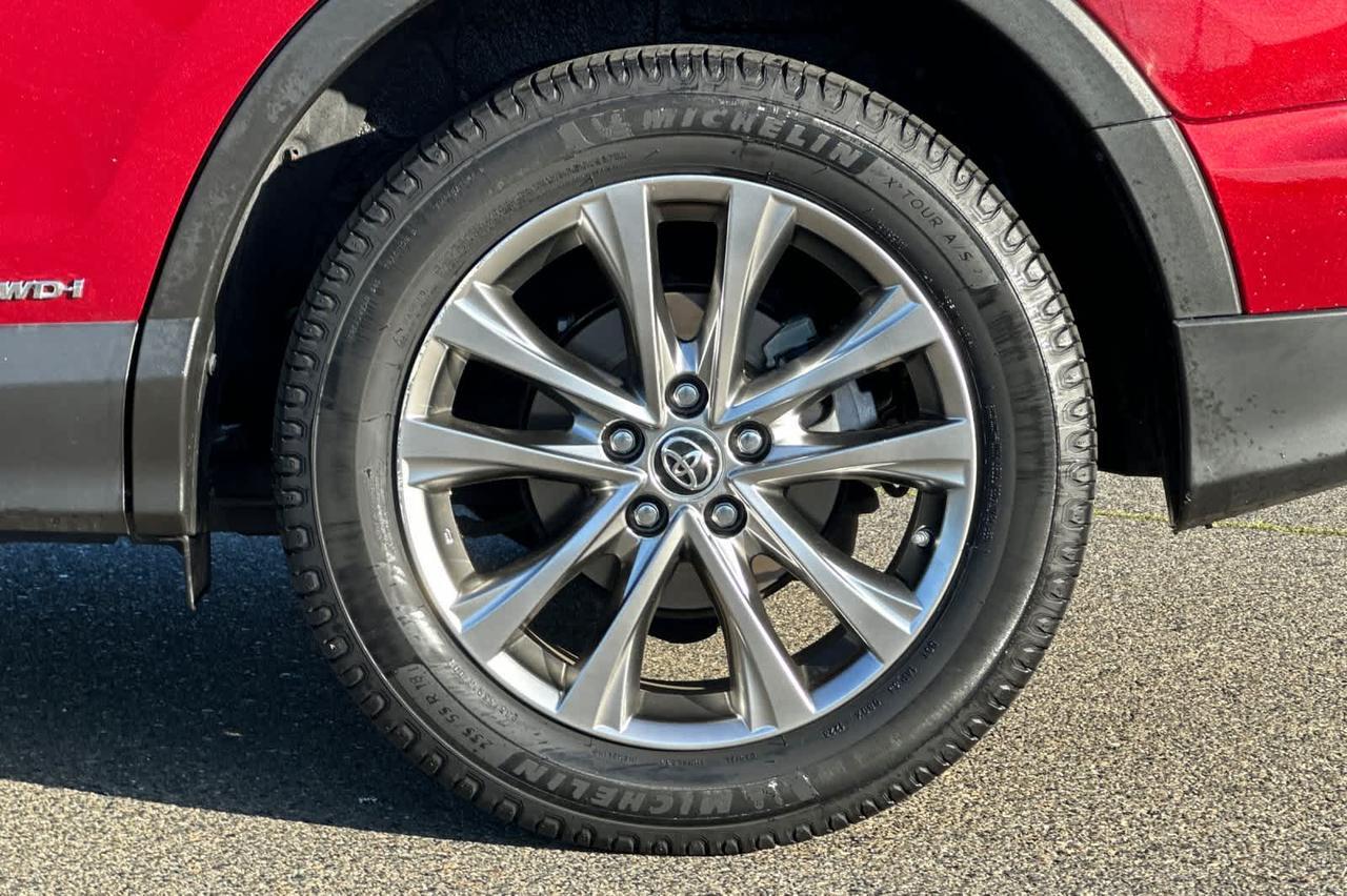 2018 Toyota RAV4 Hybrid Limited Roseville CA