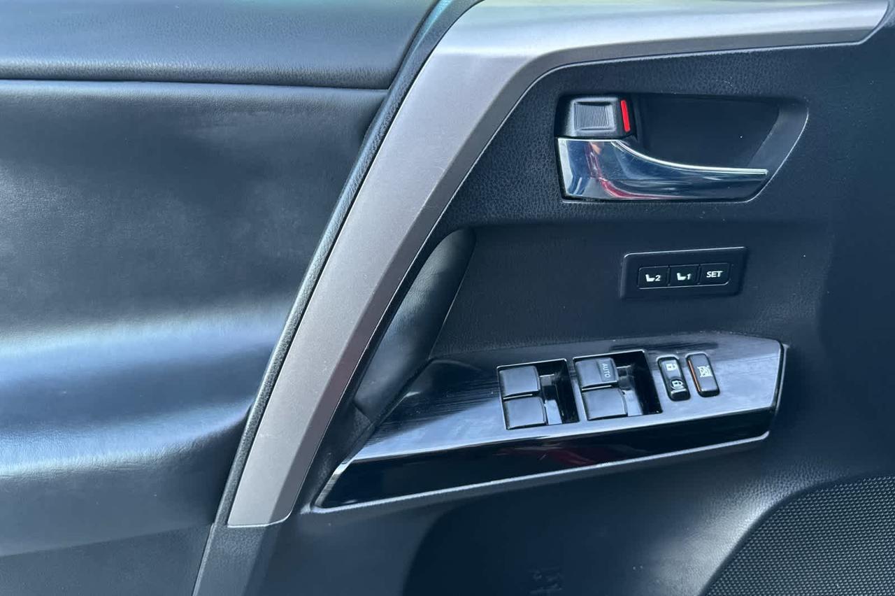 2018 Toyota RAV4 Hybrid Limited Roseville CA