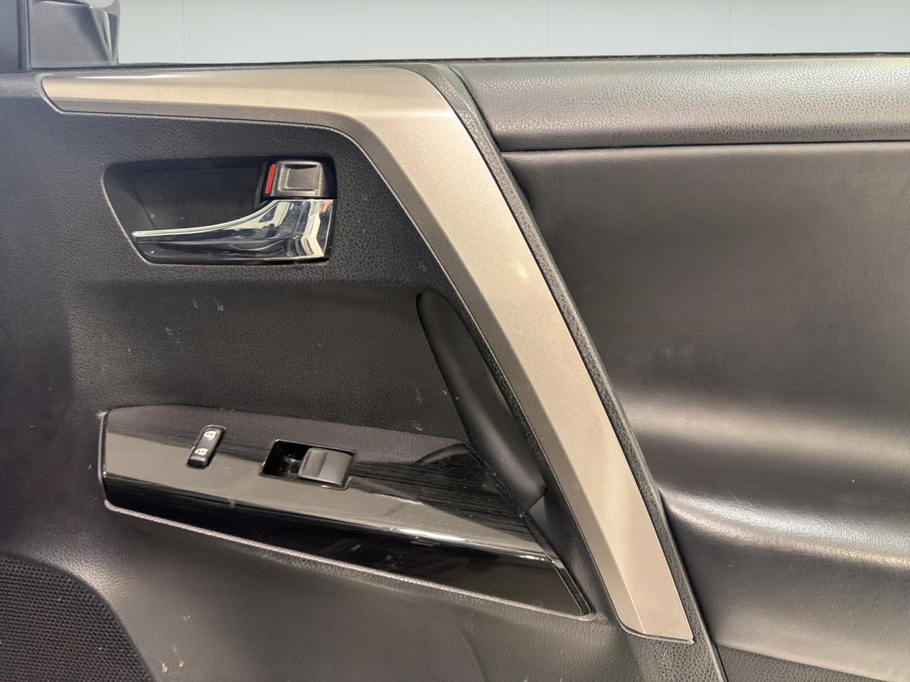 2018 Toyota RAV4 Hybrid Limited San Antonio TX