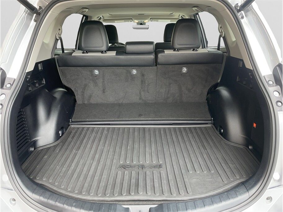 2018 Toyota RAV4 Hybrid Limited Sport Utility 4D Port Orchard WA