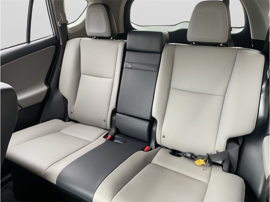 2018 Toyota RAV4 Hybrid Limited Sport Utility 4D Port Orchard WA