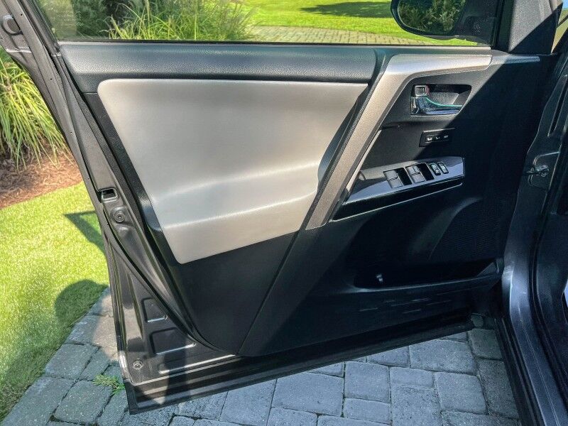 2018 Toyota RAV4 Hybrid Limited Wilmington NC