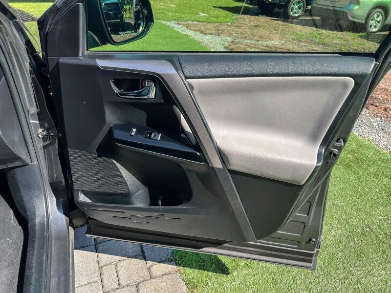 2018 Toyota RAV4 Hybrid Limited Wilmington NC
