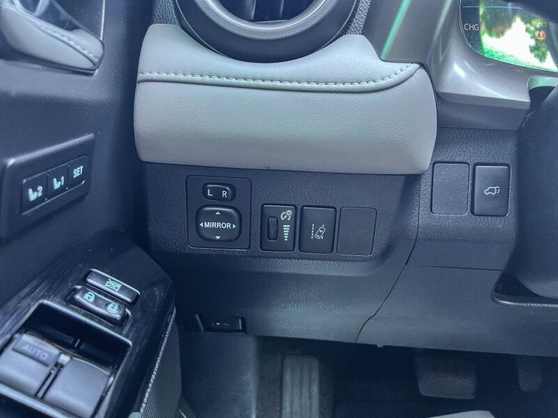 2018 Toyota RAV4 Hybrid Limited Wilmington NC